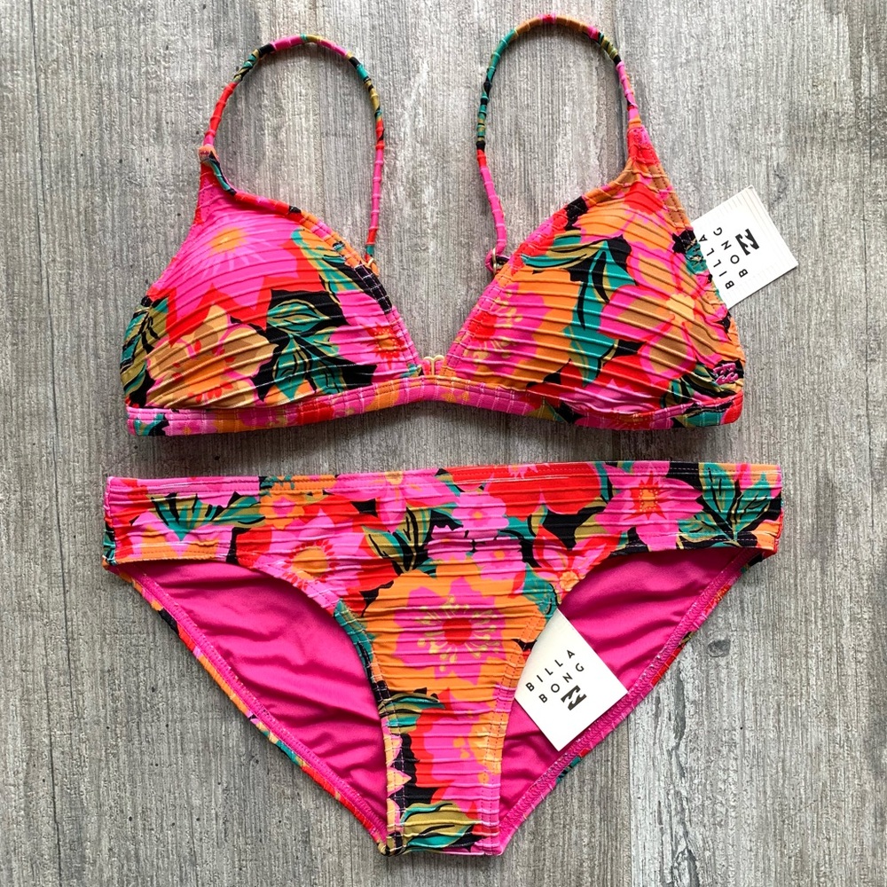 ๐ฅ๐ฅBILLABONG - FEEL THE GROOVE CECI TRIANGLE LOWRIDER BIKINI SET๐ฅ๐ฅ - Picture 4 of 10